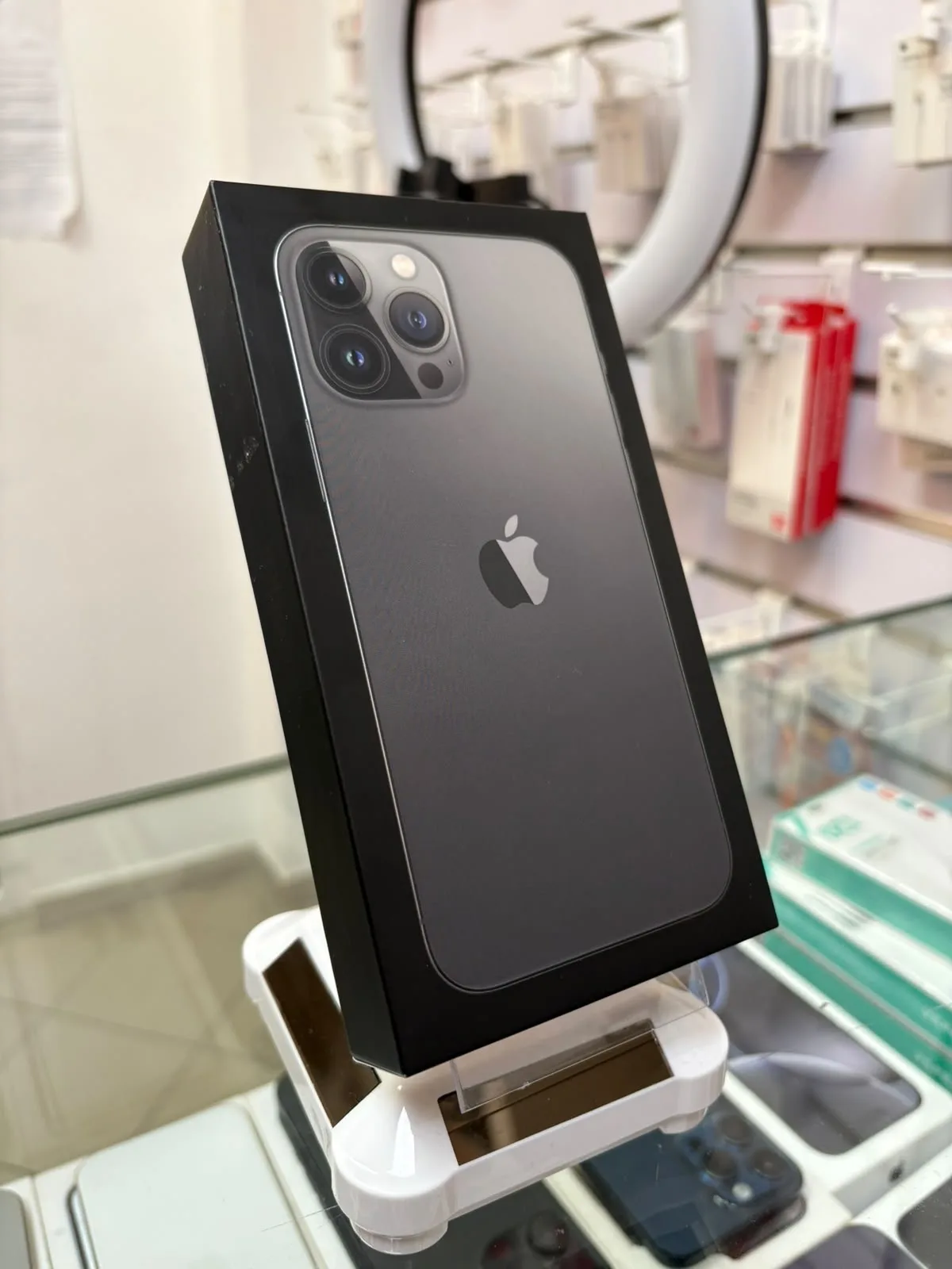 iPhone 13 pro max, fotografija 1 od 3